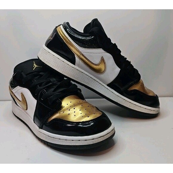 Nike Air Jordan 1 Low SE GS GOLD TOE DR6970-071 Youth 7Y Sparkle - Picture 1 of 10
